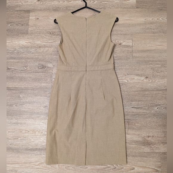 Dress - Picture 2 of 7